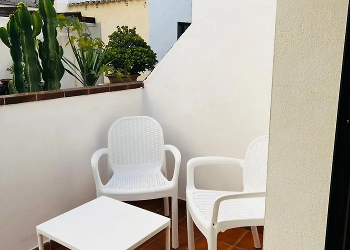 Costabella Guest house